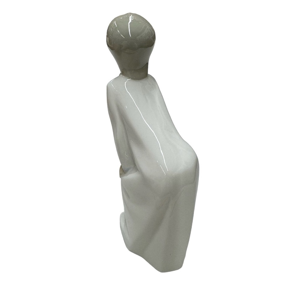 LLadro "Kissing Girl" Figurine Fine Porcelain - Picture 4 of 9